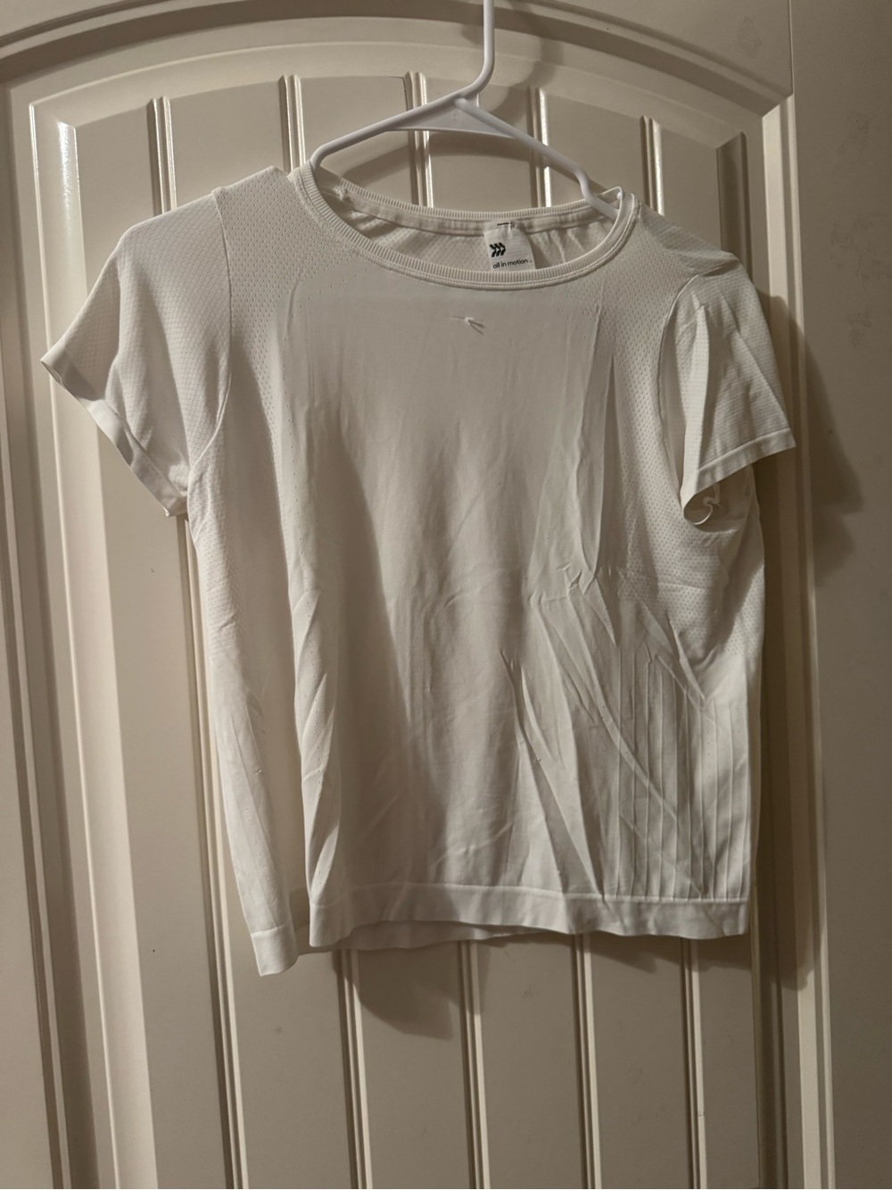 Athletic White Short-Sleeve Women’s Top